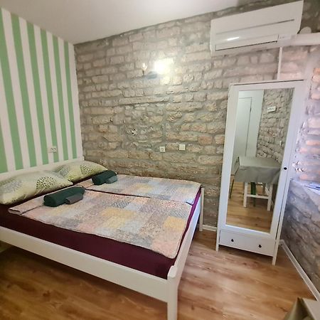 Rooms & Studio Apartments Sibenik Ruang foto