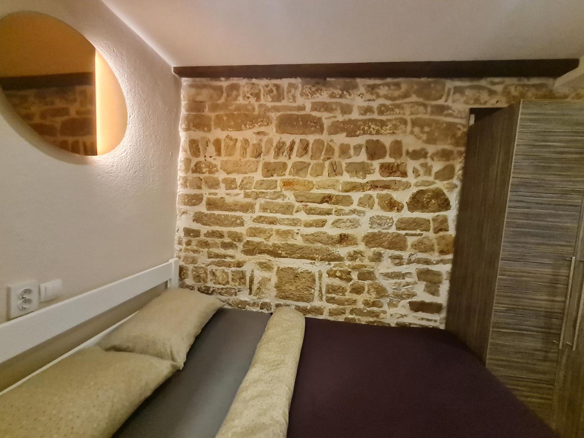 Rooms & Studio Apartments Sibenik Bagian luar foto