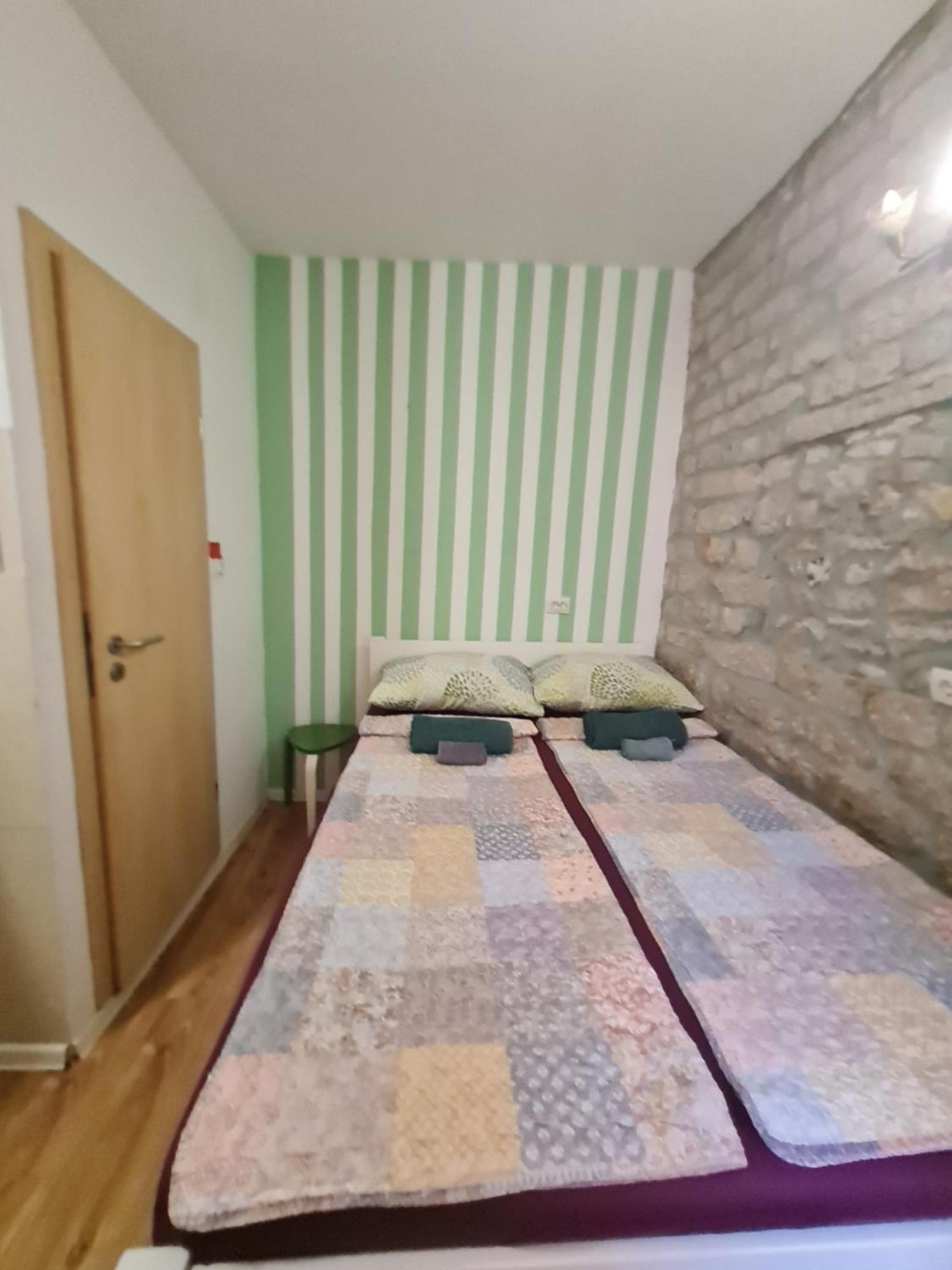 Rooms & Studio Apartments Sibenik Ruang foto